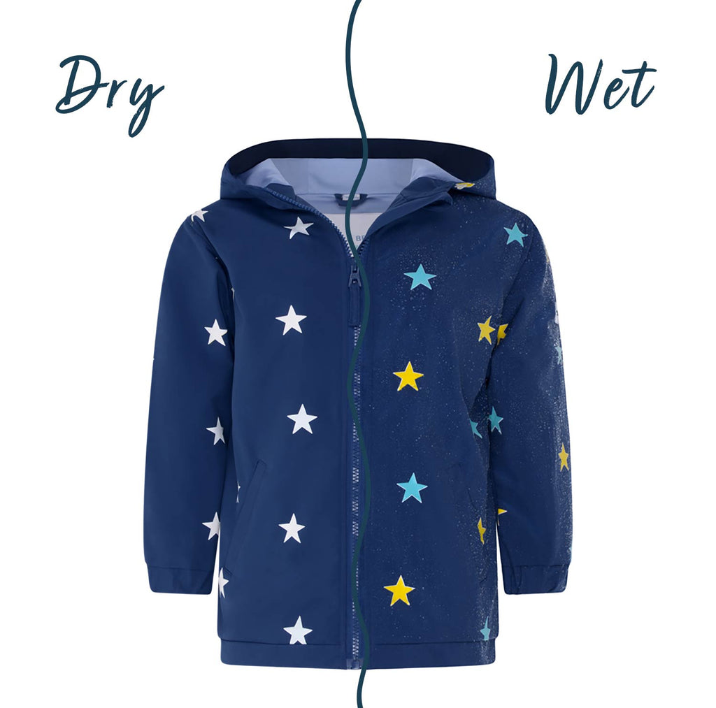 Blue star design kids color changing raincoat by Holly and Beau. Front view of the wet/dry kids color changing raincoat